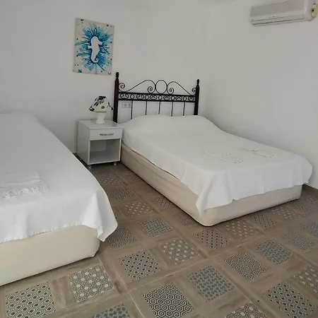 Homestay szállás Ovabuekue Pansiyon *